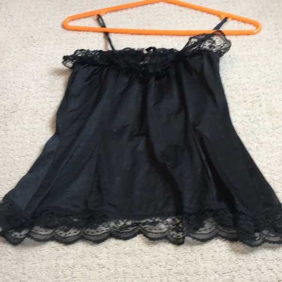 Black Lace Lingerie. Adjustable Size (S-M-L), Front Closure, Spaghetti Straps - Picture 8 of 9